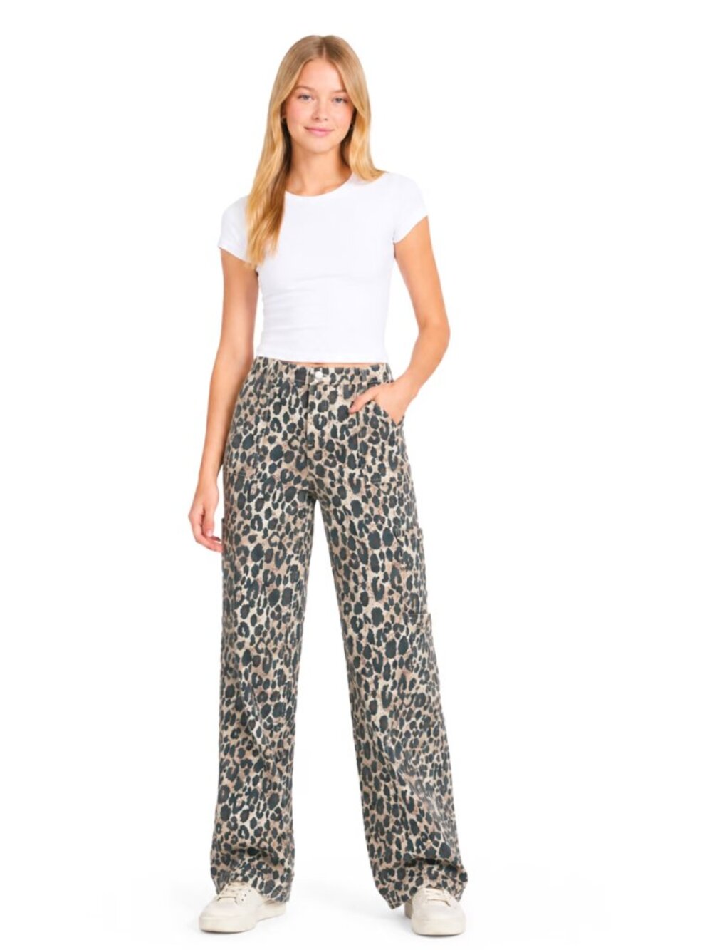NWT No Boundaries Leopard Cargo Wide Leg Pants Size L (Short)